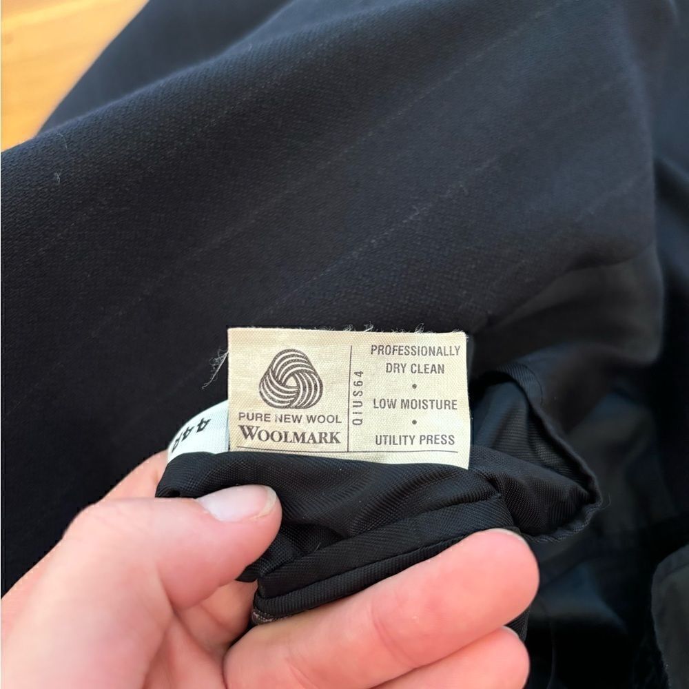 Burberry’s vintage navy stripe blazer suit jacket - Picture 8 of 10